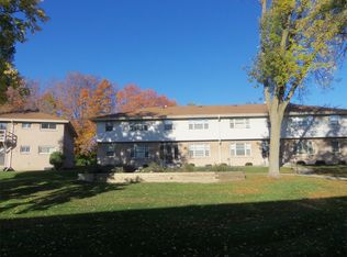 Crocus Court 101, Greendale, WI 53129