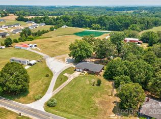 2923 G B Blanton Rd, Shelby, NC 28152