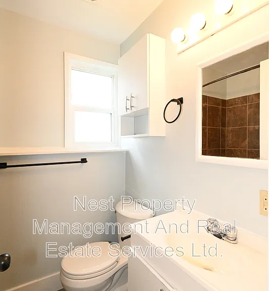 1426 Nation Cres #B — Photo 9