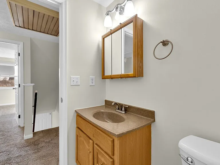 880 Ruskin Dr — Photo 33