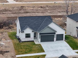 11051 S 218th St, Gretna, NE 68028