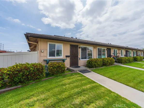 9938 1/2 Cedar St, Bellflower, CA 90706