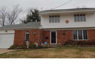 108 Eaton Pl, Voorhees, NJ 08043