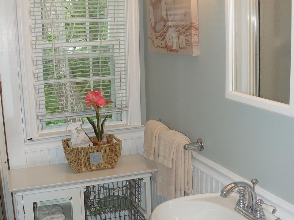 1st image of 51 Sweetbriar Drive #51