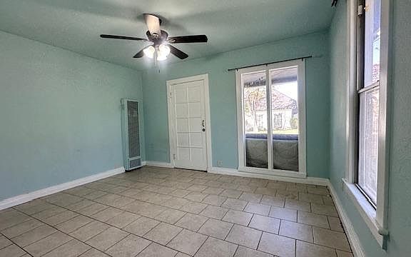 2nd image of 325 W C St #2