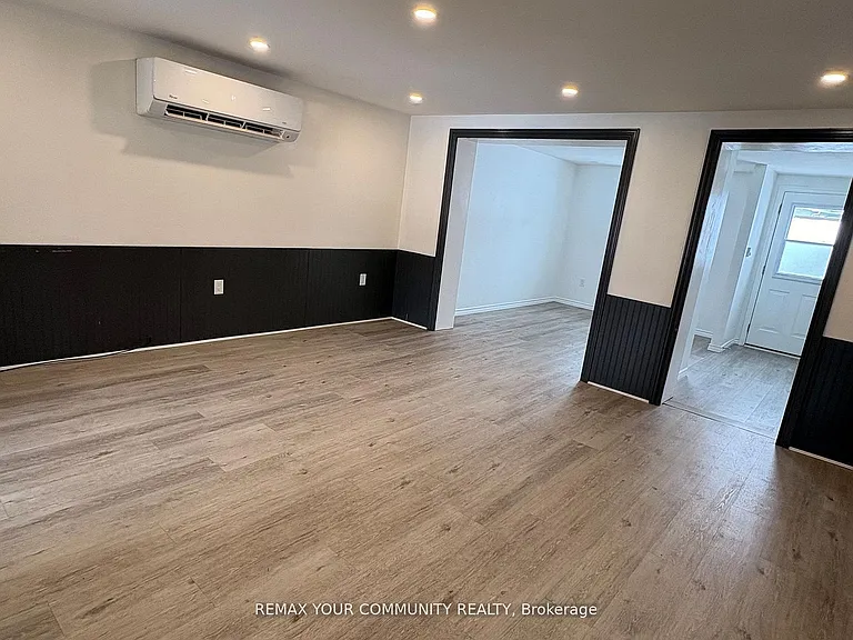 22 Clifton St #MAIN FLOOR — Photo 16