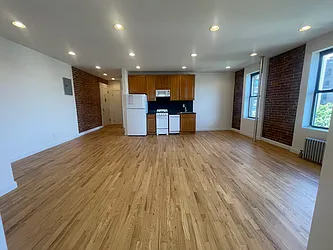 Rented by PMG Real Estate 