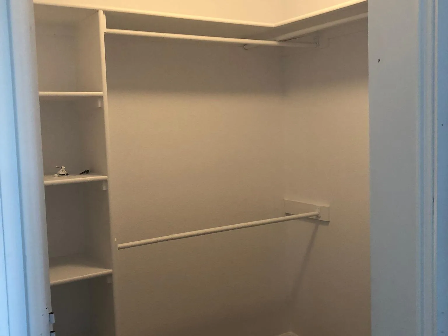 3 bed, 1500 sqft, $2,000 — Photo 2