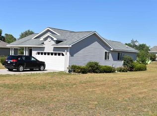2121 Country Estate Ln, Traverse City, MI 49685