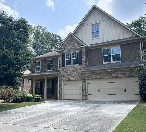 2nd image of 308 Fieldhouse Cir SW