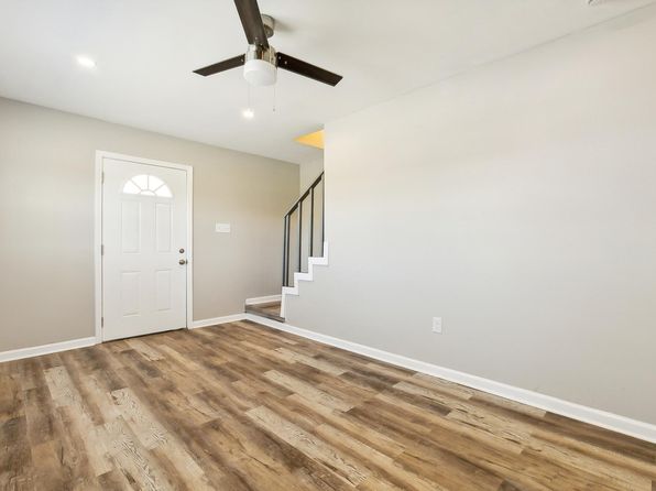 1124 Tallow Tree Ln #18