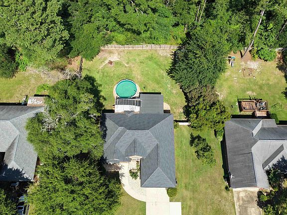 2nd image of 110 Quinelle Dr