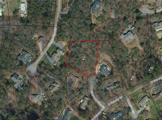 8 Dogwood Glen Cir, Etowah, NC 28729