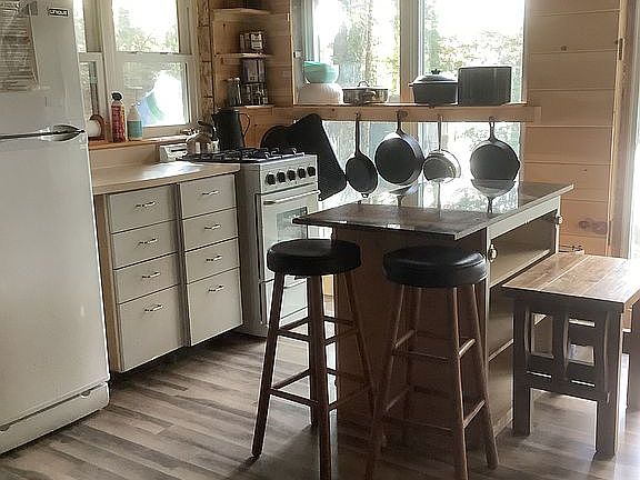 Kitchen with propane applian
