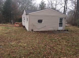 176 Chopmist Hill Rd, Glocester, RI 02814