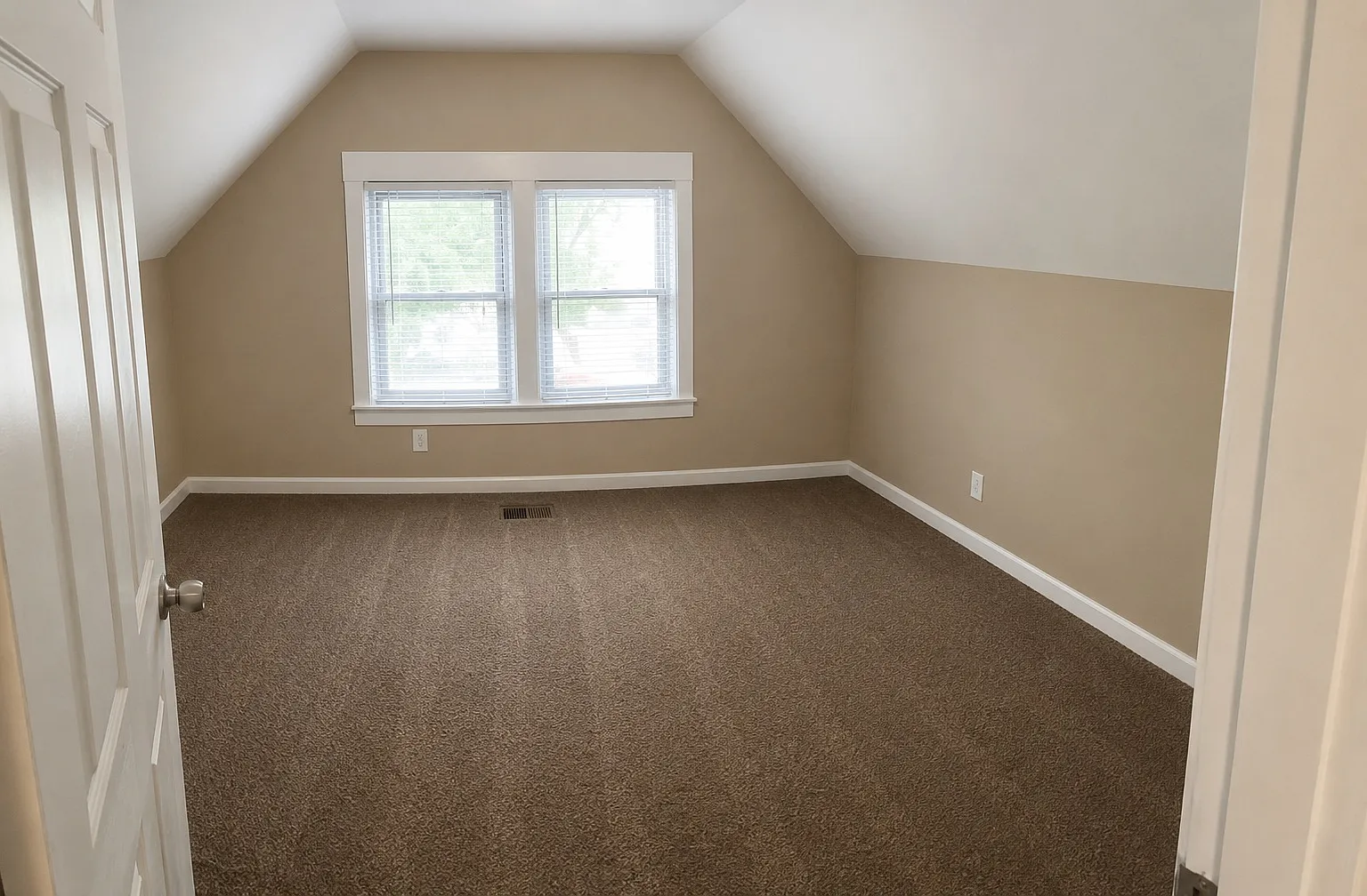 1 bed, $750 — Photo 1