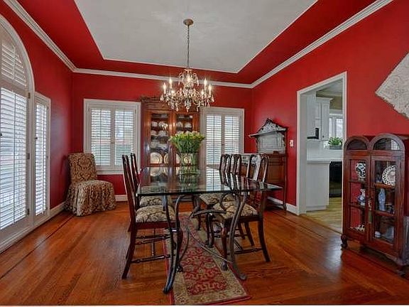 5th image of 647 Morse St
