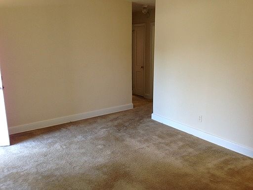 2nd image of 2516 Westbrook St