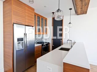 220 N 10th St APT 2L, Brooklyn, NY 11211