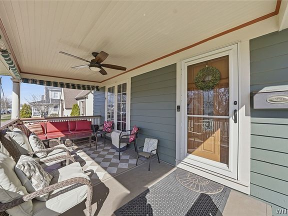 2nd image of 44 Kenton Rd