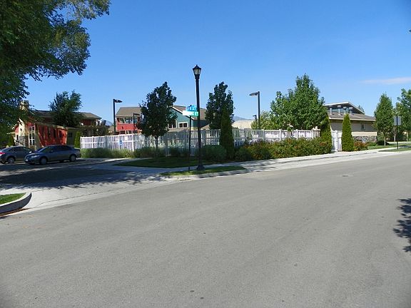 3rd image of 3747 W Angelica Way