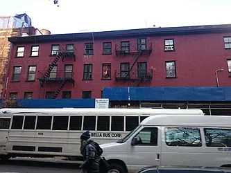 387 Eighth Avenue in Chelsea