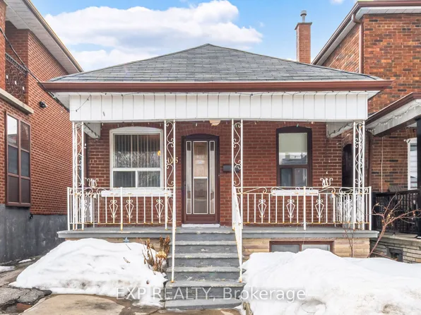 105 Rogers Rd, Toronto, ON M6E 1P4