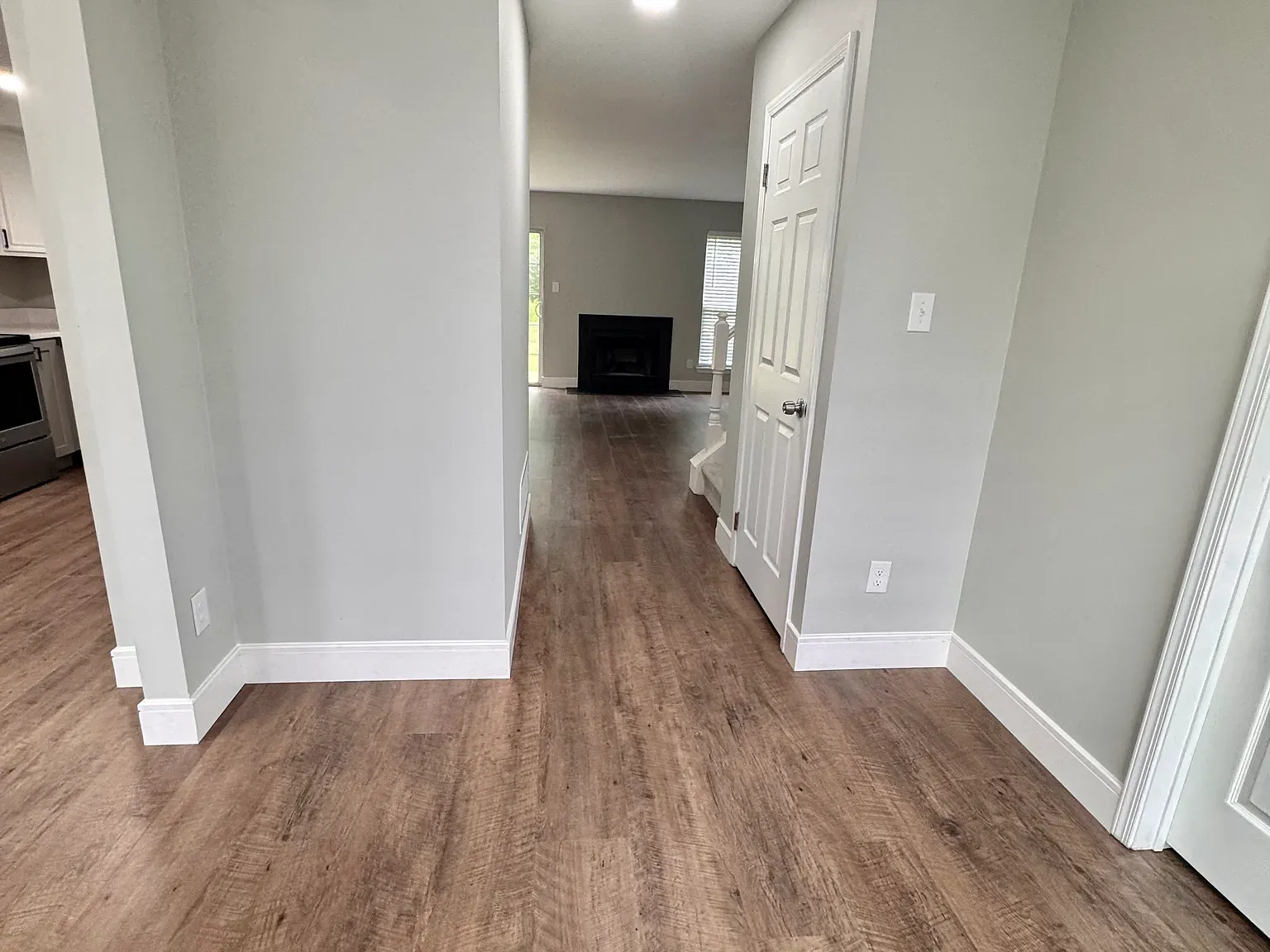 3 bed, 2.5 bath, 1488 sqft, $2,700 — Photo 3