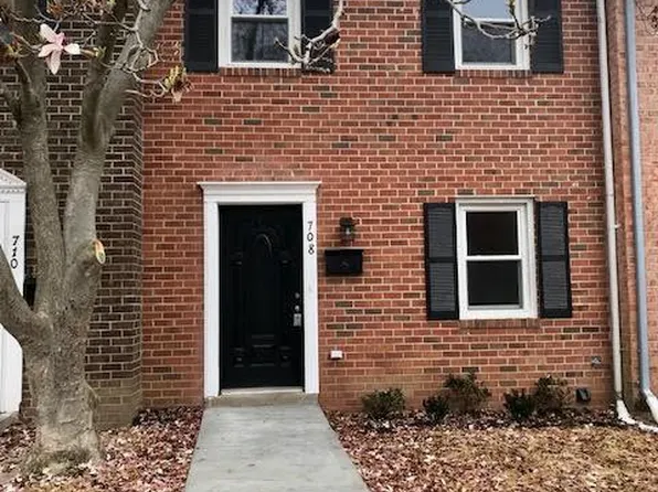 708 Olde Greenwich Cir, Fredericksburg, VA 22408