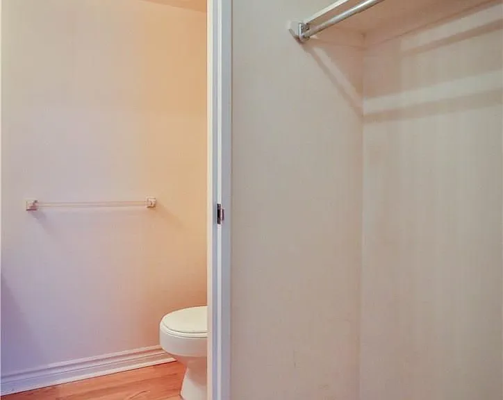 470 Laurier Ave W #403 — Photo 13