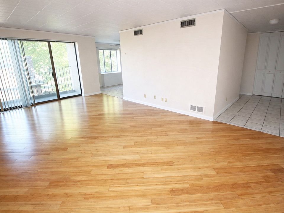 1BR - Living Room
