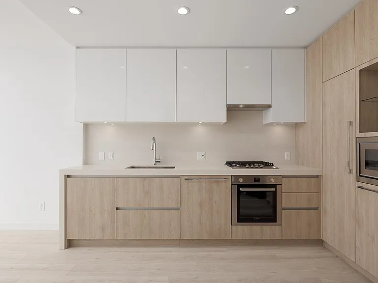 6080 McKay Ave #1210 — Photo 2