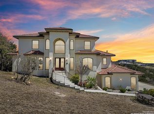 8811 Monarchy Row, San Antonio, TX 78255