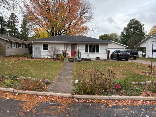2416 13th St, Eau Claire, WI 54703