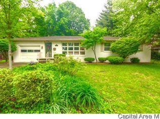 2429 Parkview Dr, Springfield, IL 62704