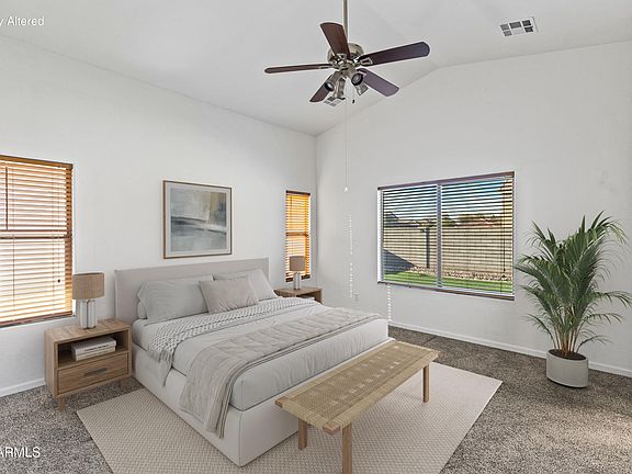 3rd image of 45602 W TULIP Lane