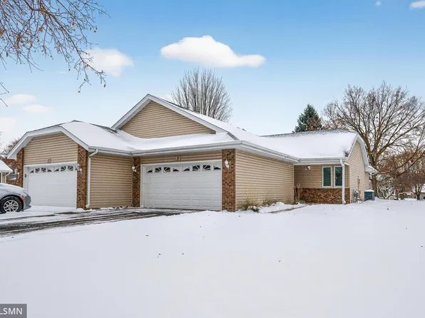 9 Oak Leaf Ln, Circle Pines, MN 55014