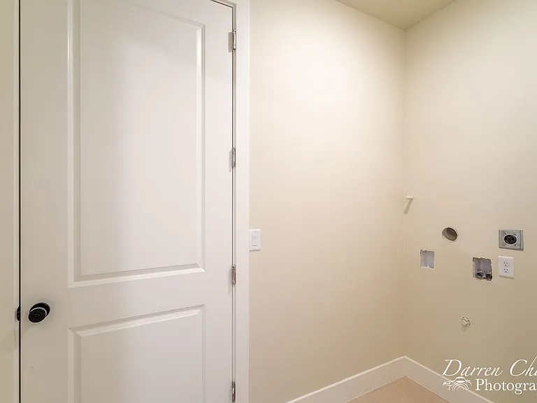 131 N 240 E — Photo 15