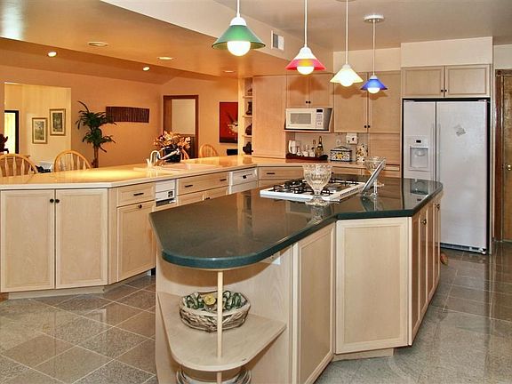 Spacious Kitchen
