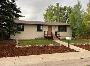 4206 Cheyenne Dr, Laramie, WY 82072