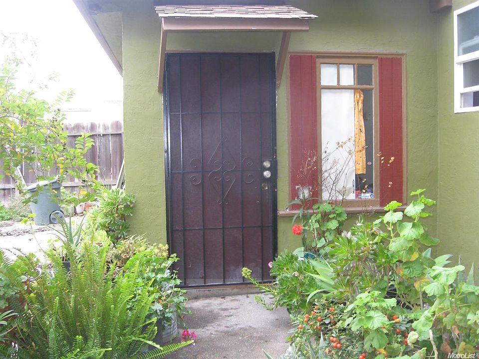 1st image of 510 E Lodi Ave