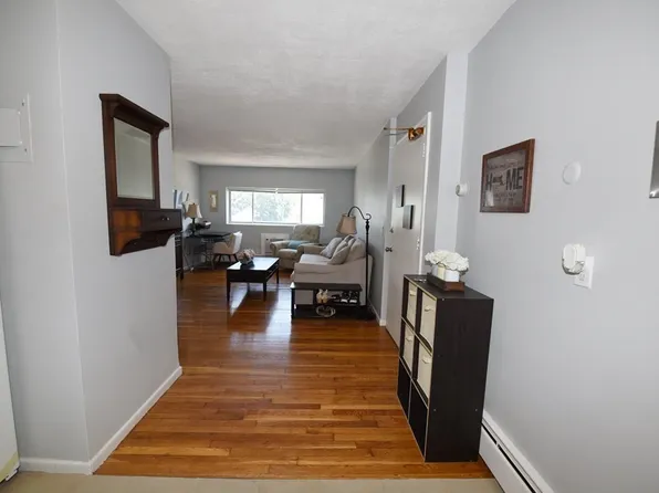 135 Neponset Ave APT 22, Dorchester, MA 02122