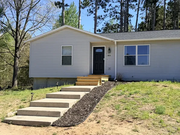 8635 E Fouch Rd, Traverse City, MI 49684