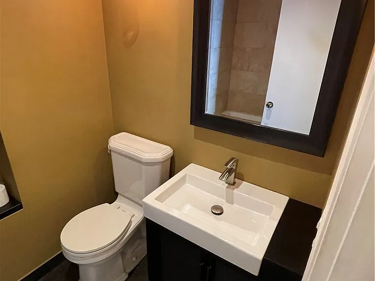 2668 Hacienda Dr — Photo 9