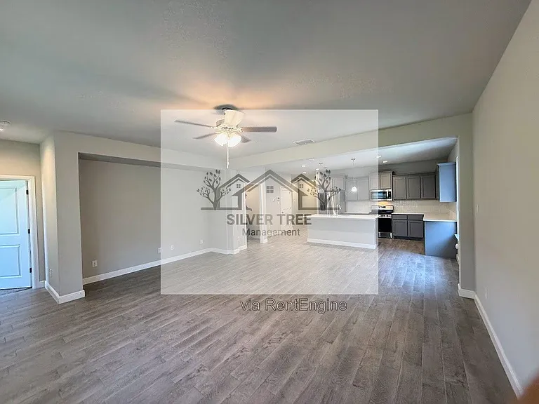 10921 Rockchapel Dr — Photo 5