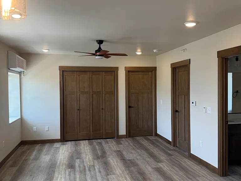600 W Hickory St #13 — Photo 4