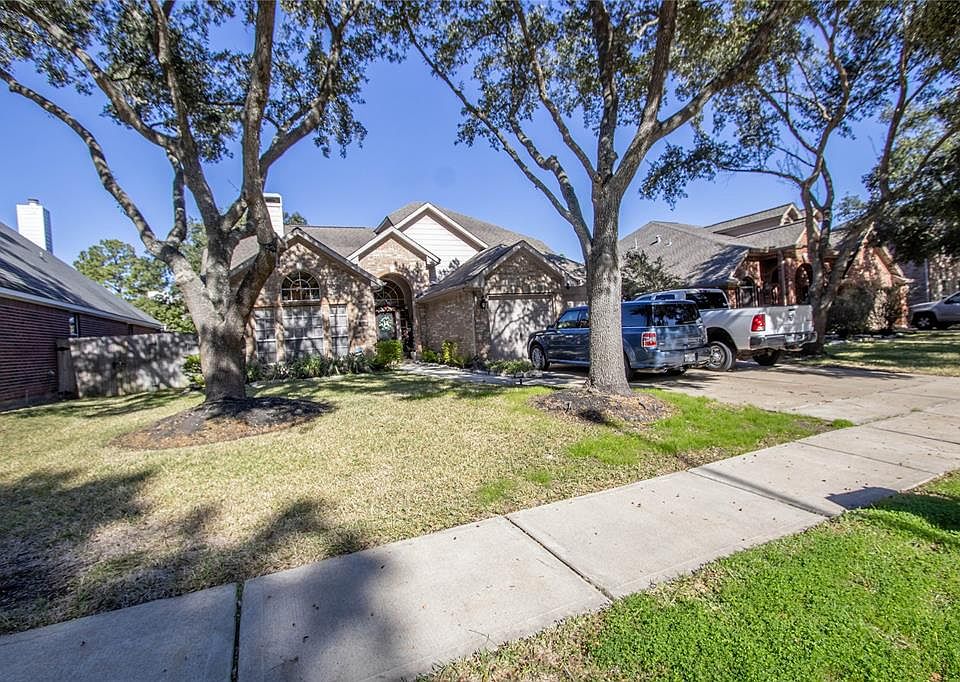 1st image of 17110 Cross Springs Dr