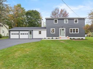 1327 Shoecraft Rd, Webster, NY 14580