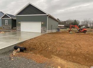 44 Fieldstone Cir, Cadiz, KY 42211
