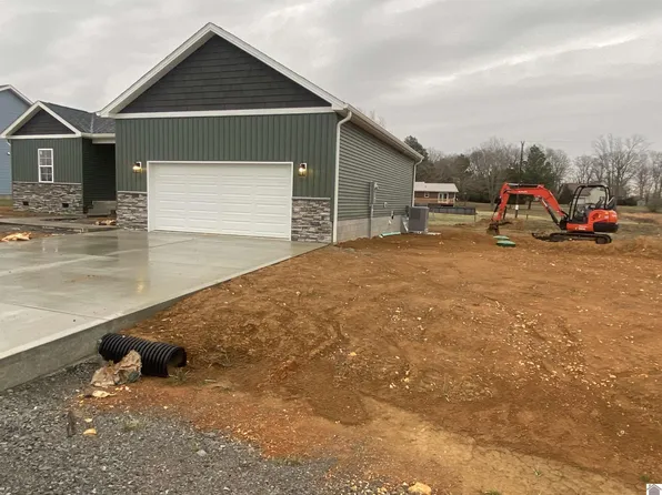 44 Fieldstone Cir, Cadiz, KY 42211